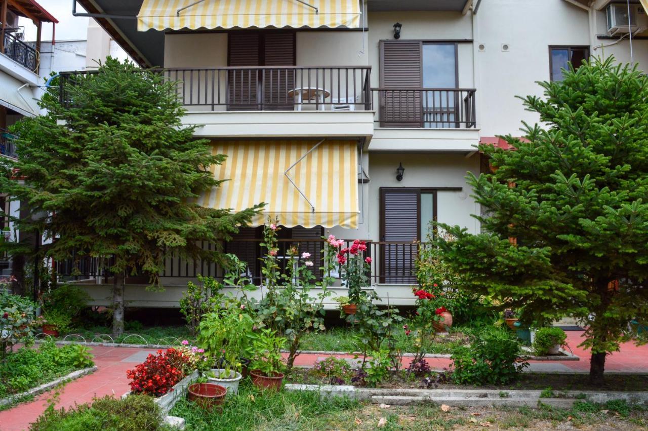 Manos Kritikakis Apartments Platamonas Buitenkant foto