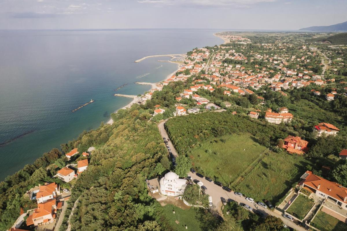 Manos Kritikakis Apartments Platamonas Buitenkant foto